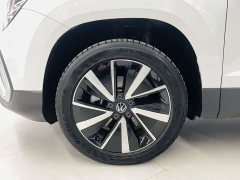 Volkswagen Touareg 300TSI Two-Wheel Drive Moonlight Edition - ფოტო 3
