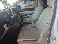 Buick GL8 Land Business Class 652T Premium - ფოტო 9