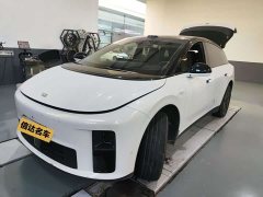 Li Auto i6 Two-Wheel Drive Standard - ფოტო 1