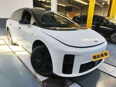 Li Auto i6 Two-Wheel Drive Standard - ფოტო 2