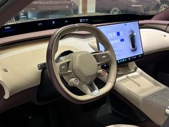 Xiaomi YU7 2025 Rear-Wheel Drive Long-Range Edition - ფოტო 5