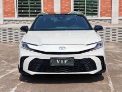 Toyota Camry 2.0S Sport - ფოტო 2