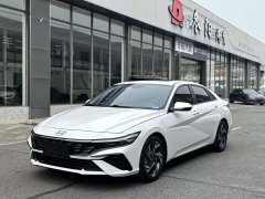 Hyundai Elantra 1.5L CVT Luxury - ფოტო 1