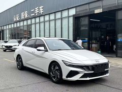 Hyundai Elantra 1.5L CVT Luxury - ფოტო 4