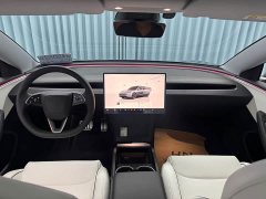 Tesla Model 3 High Performance All-Wheel Drive - ფოტო 5