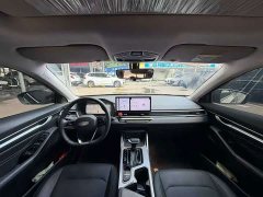 Geely Emgrand 2026 4 Million Commemorative Edition 1.5L CVT Flying Edition - ფოტო 5