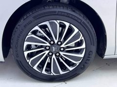 Buick GL8 New Energy Lusang Respect Edition - ფოტო 11