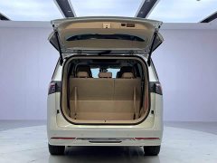 Buick GL8 New Energy Lusang Respect Edition - ფოტო 9