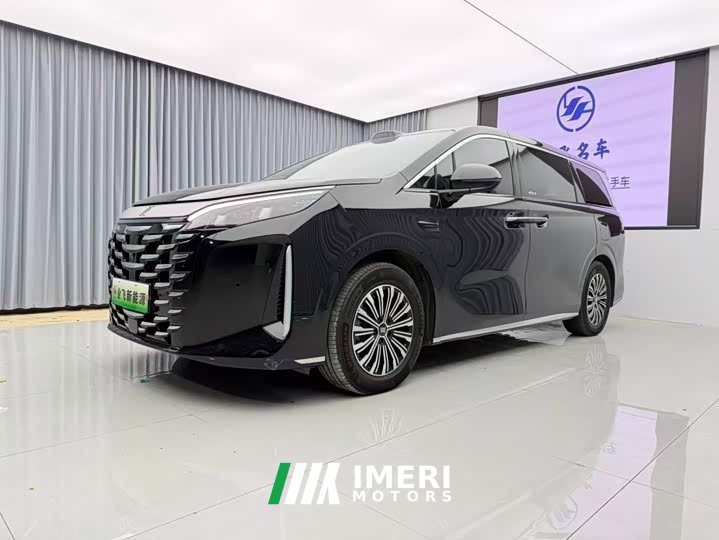BYD Summer 2026 DM-i 1.5T 218KM Excellence Edition - ავტომობილი ჩინეთიდან