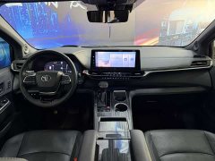 Toyota Sienna 2021 2.5L Hybrid Platinum Edition - ფოტო 7
