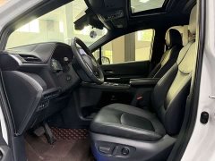 Toyota Sienna 2021 2.5L Hybrid Platinum Edition - ფოტო 8