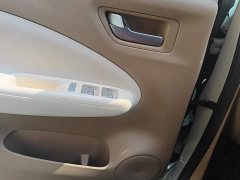 Wuling Hongguang MINIEV Fourth Generation Four-Door Advanced Edition - ფოტო 7
