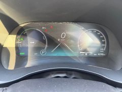 Toyota Crown Venza 2.5L HEV AWD Premium - ფოტო 8