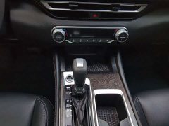 Nissan Altima 2.0L SV Black Gold Edition - ფოტო 15