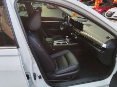Nissan Altima 2.0L SV Black Gold Edition - ფოტო 19