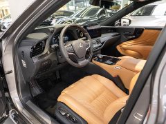 Lexus LS 2024 500h Luxury - ფოტო 9