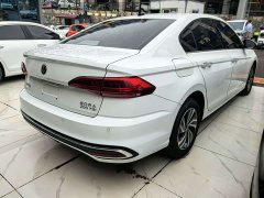 Volkswagen Bora 200TSI DSG Comfort Edition - ფოტო 10