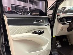 Denza BYD Denza D9 DM-i Smart Drive 1020 Four-Wheel Drive Premium - ფოტო 4