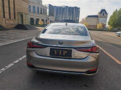 Lexus ES 200 Excellence Edition - ფოტო 18