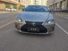 Lexus ES 200 Excellence Edition - ფოტო 7
