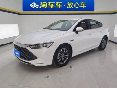 BYD Qin PLUS Glory Edition DM-i 55KM Leading - ფოტო 1
