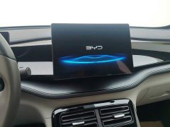 BYD Qin PLUS Glory Edition DM-i 55KM Leading - ფოტო 13
