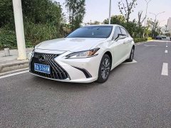 Lexus ES 2023 200 Excellence Edition - ფოტო 1