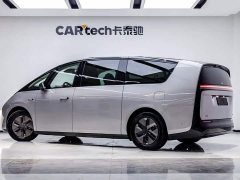 Li Auto MEGA Ultra Smart Refresh Edition - ფოტო 5