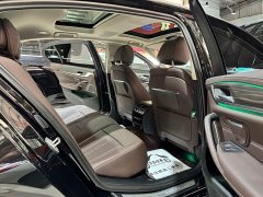 BMW 5 Series 530Li Premier Luxury Package - ფოტო 16