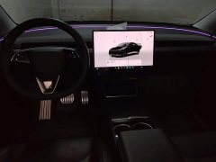 Tesla Model Y Rear-Wheel Drive Launch Edition - ფოტო 12