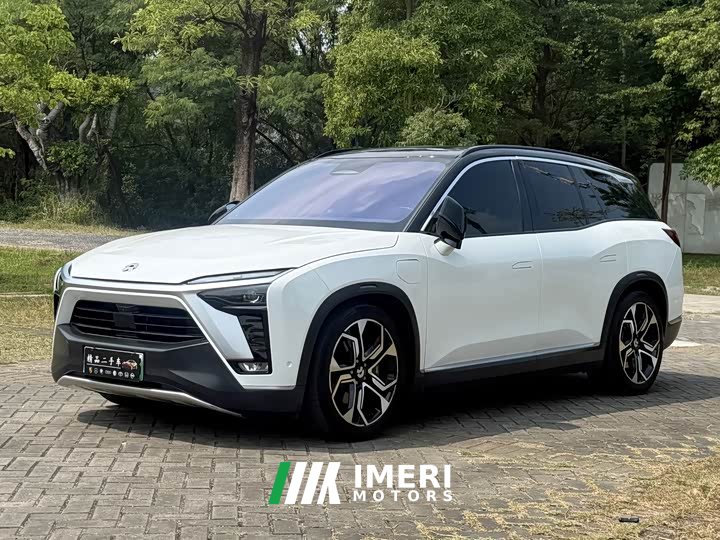 NIO ES8 580KM Signature Edition Six-Seater