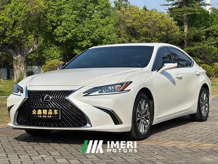 Lexus ES 2022 300h Excellence Edition - ავტომობილი ჩინეთიდან