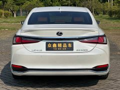 Lexus ES 2022 300h Excellence Edition - ფოტო 13