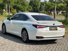 Lexus ES 2022 300h Excellence Edition - ფოტო 14