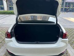 Lexus ES 2022 300h Excellence Edition - ფოტო 18