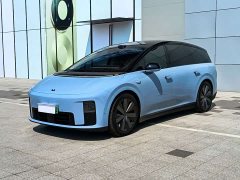 Li Auto i8 Standard Edition - ფოტო 1