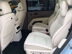 Li Auto i8 Standard Edition - ფოტო 6