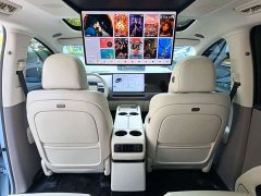 Li Auto i8 Standard Edition - ფოტო 8