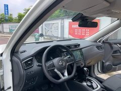 Nissan Qashqai Classic 2.0L FWD Smart Connect Premium Edition - ფოტო 11