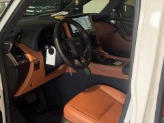 Toyota Vellfire Crown Hybrid 2.5L Executive Premier Edition - ფოტო 4