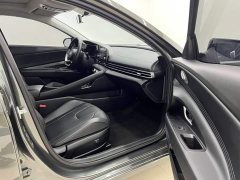 Hyundai Elantra 1.5L CVT GLX Elite - ფოტო 10