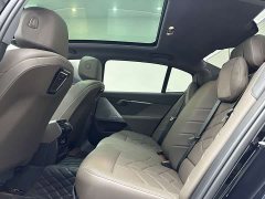 BMW 5 Series 530Li Premier M Sport Package - ფოტო 11