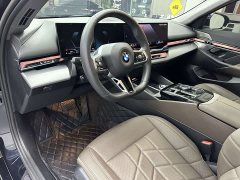 BMW 5 Series 530Li Premier M Sport Package - ფოტო 12