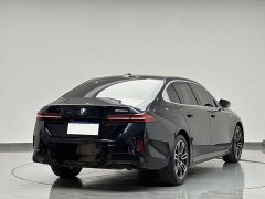 BMW 5 Series 530Li Premier M Sport Package - ფოტო 8