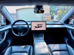 Tesla Model Y Rear-Wheel Drive - ფოტო 5