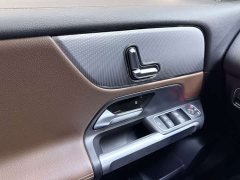 Mercedes-Benz GLB 2020 GLB 180 Fashion - ფოტო 19