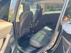 Tesla Model Y Rear-Wheel Drive - ფოტო 6