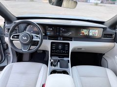 Li Auto ONE Extended Range 6-Seater - ფოტო 10
