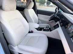 Li Auto ONE Extended Range 6-Seater - ფოტო 17