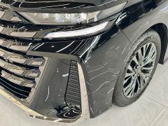 Toyota Vellfire 2025 Crown Hybrid 2.5L Ink Gold Executive Edition - ფოტო 11